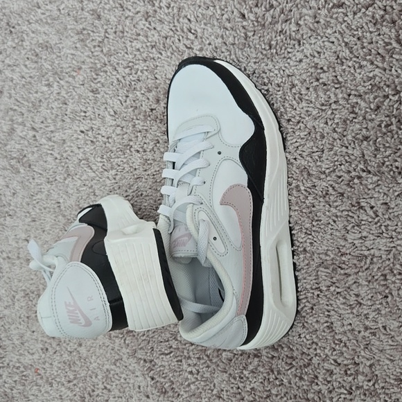 Nike Women's White and Light Pink Sneakers - Picture 1 of 2